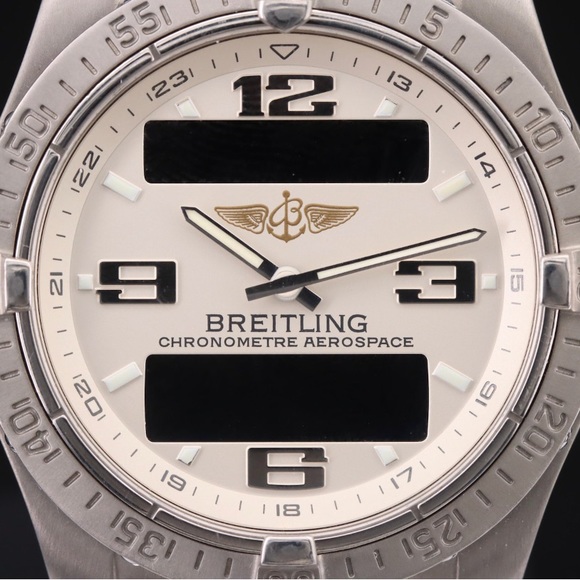 Breitling Aerospace Avantage Titanium Quartz Wristwatch Authentic